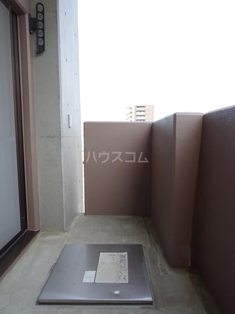 15/28 バルコニー