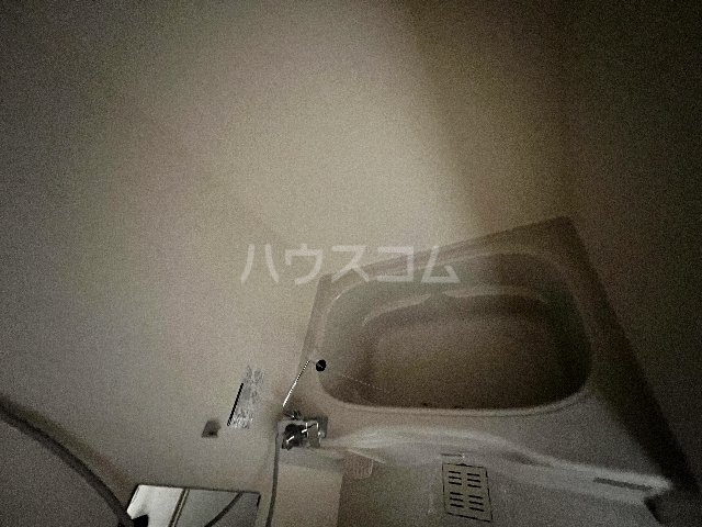 16/30 浴室