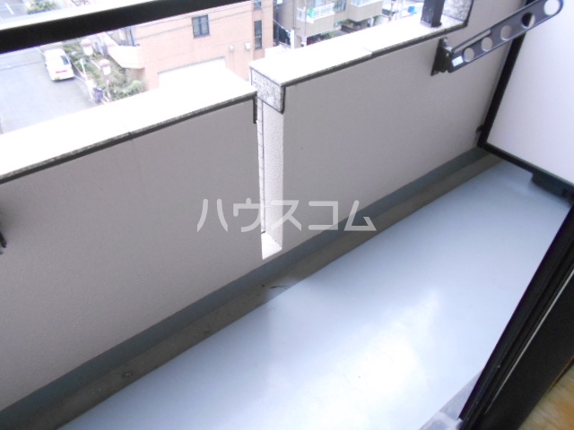 21/30 バルコニー