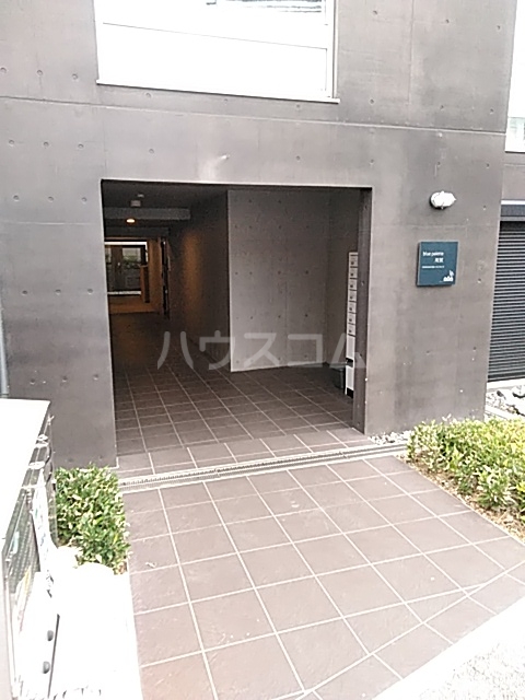 3/10 エントランス