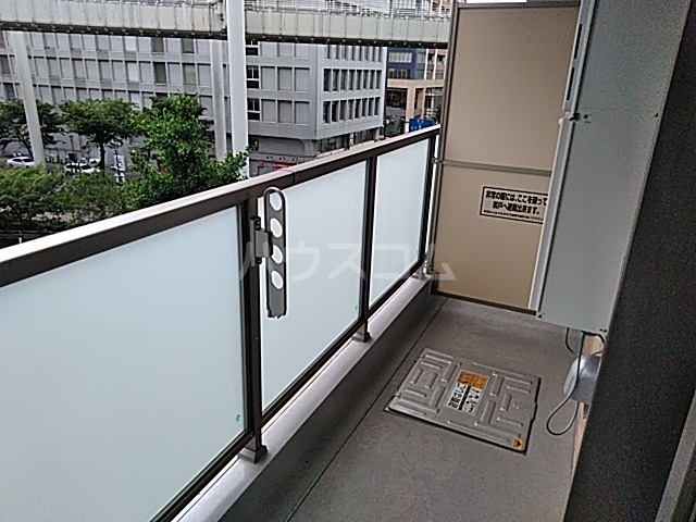 25/30 バルコニー