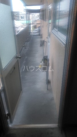 14/16 エントランス