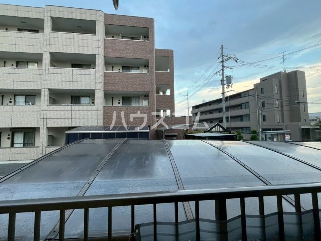 2/7 駐車場