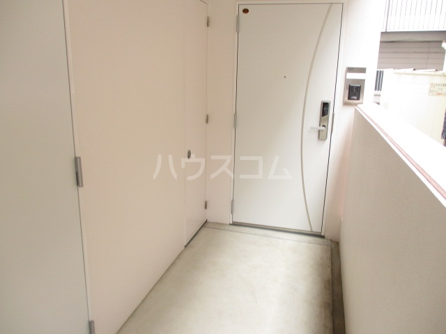 2/5 エントランス
