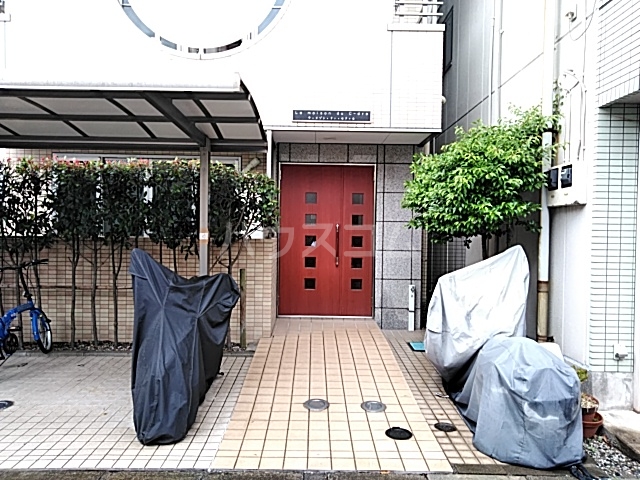 29/30 エントランス