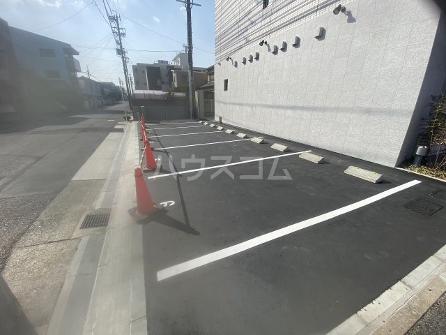 3/4 駐車場