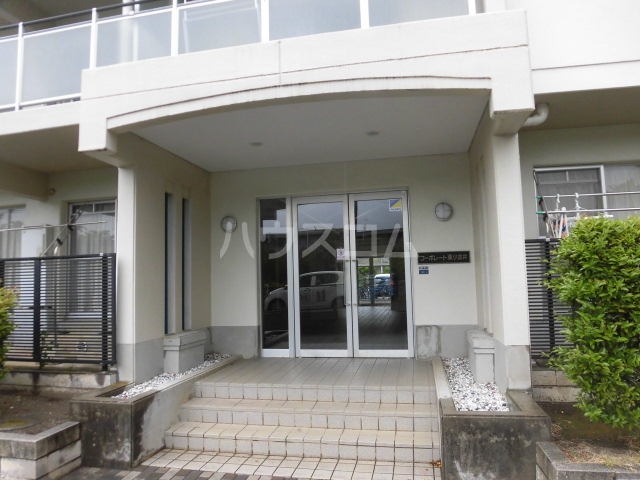 13/19 エントランス