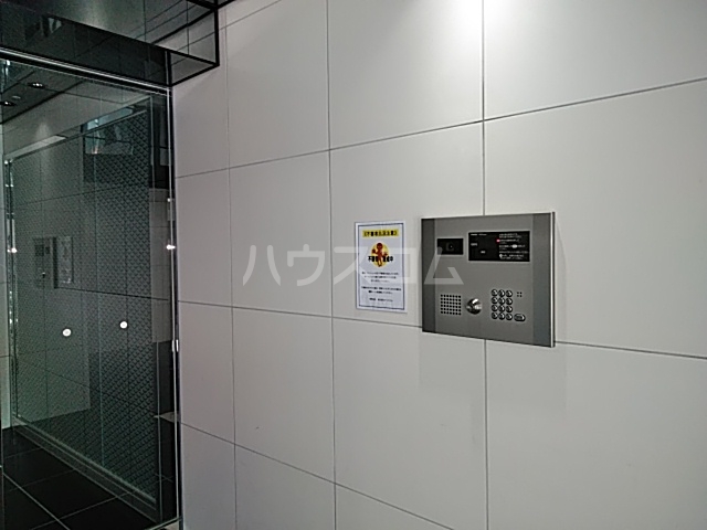 4/10 エントランス