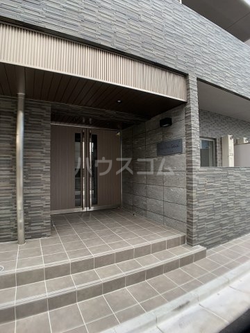 29/30 エントランス