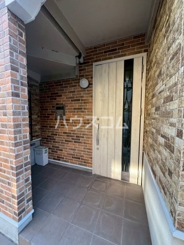 13/24 エントランス