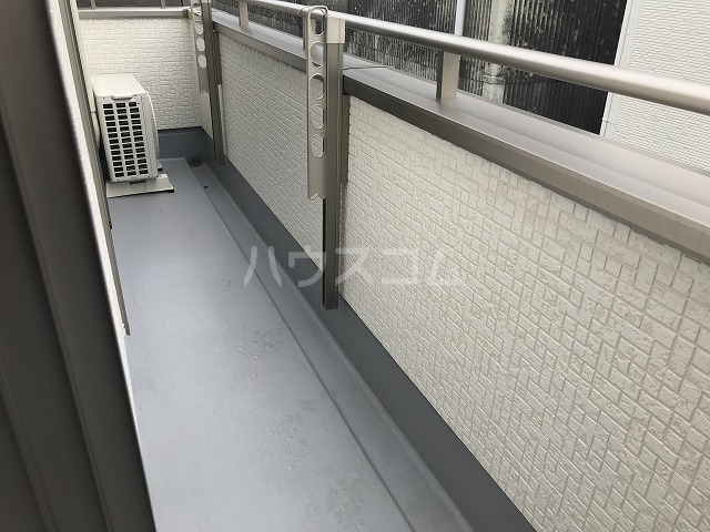 20/25 バルコニー