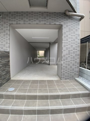 29/30 エントランス