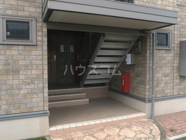 19/24 エントランス