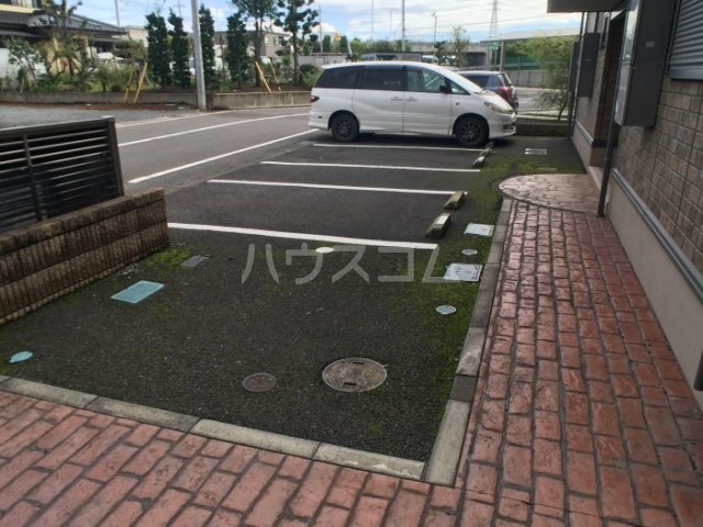 3/7 駐車場