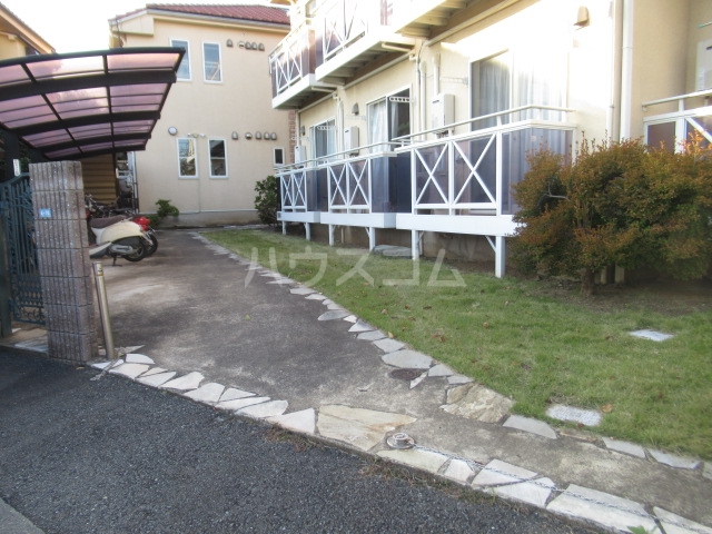 19/29 エントランス