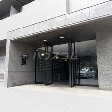 2/5 エントランス