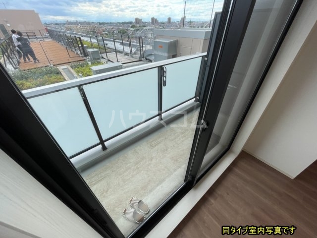 17/30 バルコニー