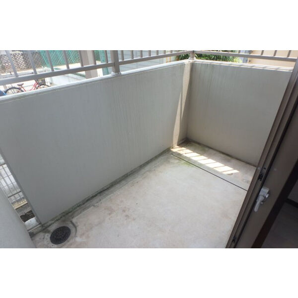 20/30 バルコニー