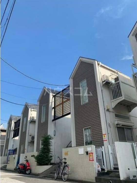 ジュネパレス新松戸第４５の外観