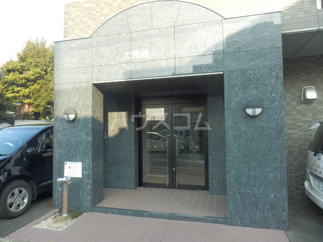 20/28 エントランス