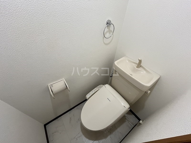 13/30 トイレ