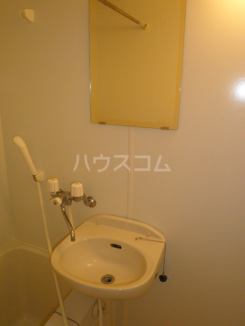 13/19 洗面