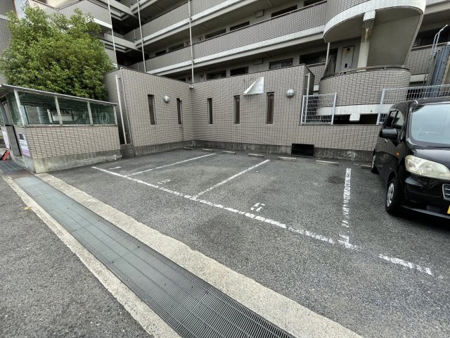 3/7 駐車場