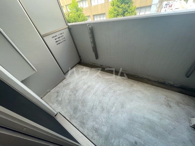 17/30 バルコニー