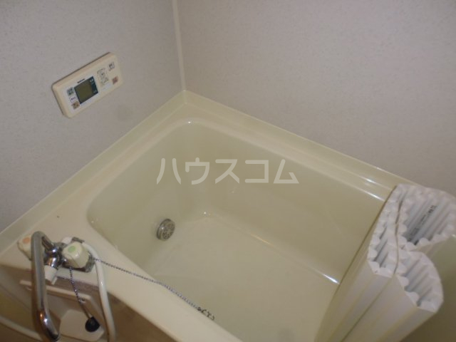 13/30 浴室