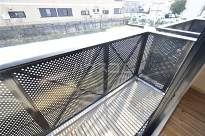 13/20 バルコニー