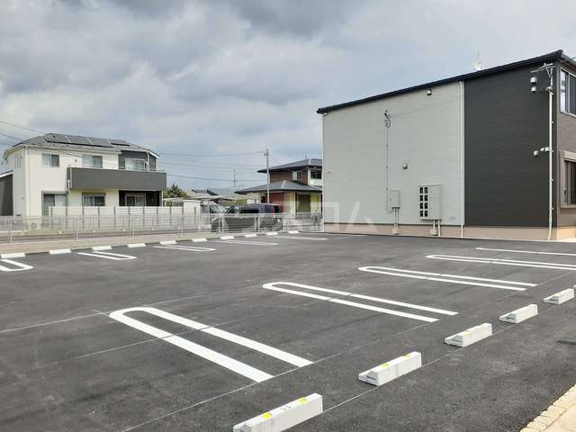 2/11 駐車場