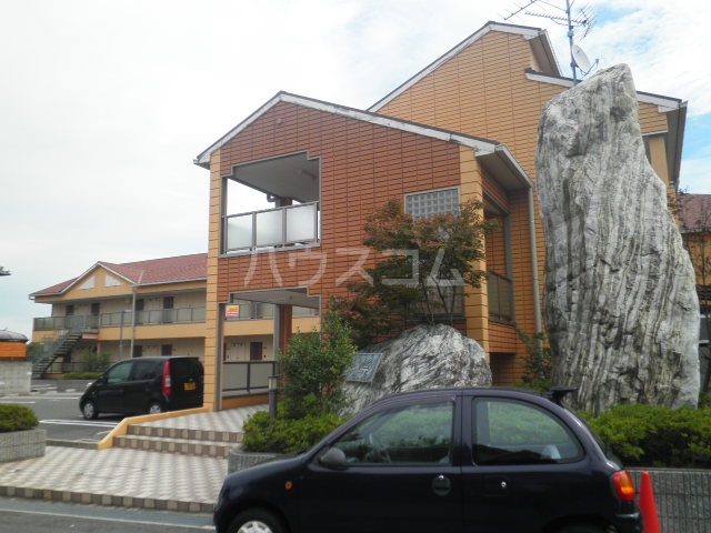 20/28 エントランス