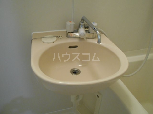 13/30 洗面