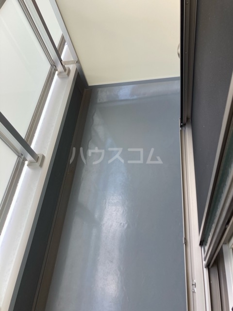 15/28 バルコニー