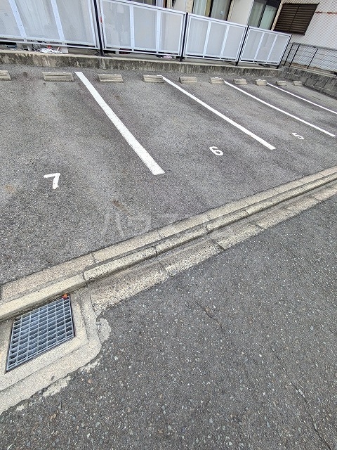 3/4 駐車場