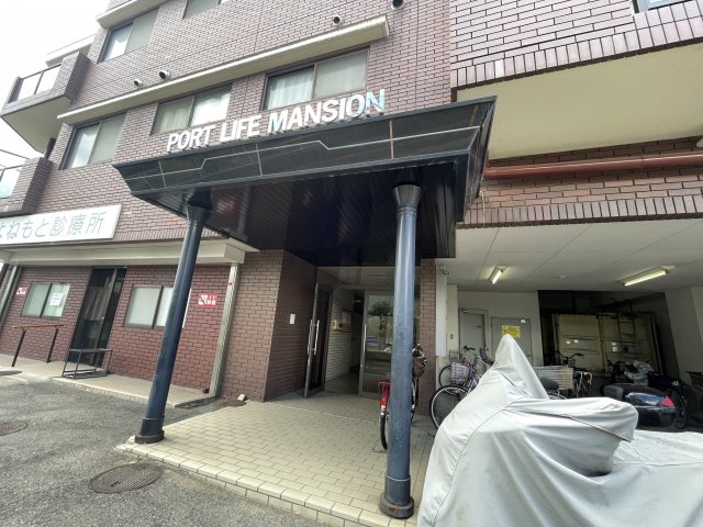 17/18 エントランス