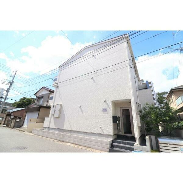 16/26 エントランス