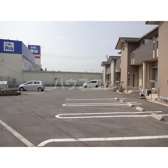 21/23 駐車場