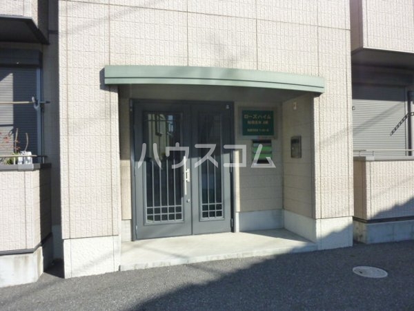 21/30 エントランス