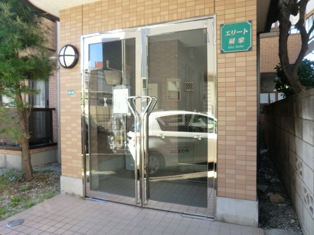 15/21 エントランス