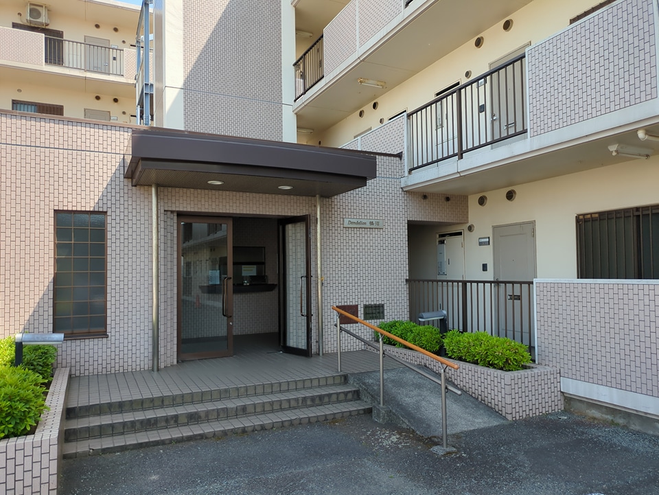 3/6 エントランス
