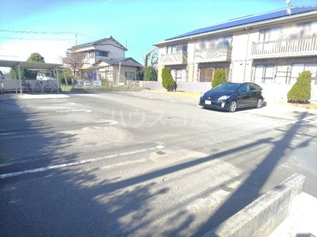 19/28 駐車場