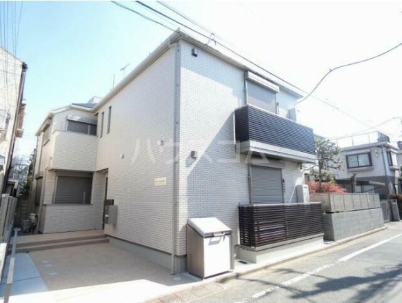 5/5 エントランス