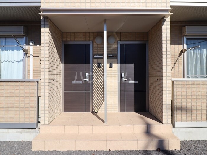 18/24 エントランス