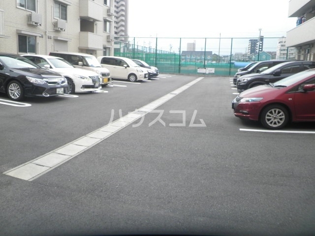 15/19 駐車場
