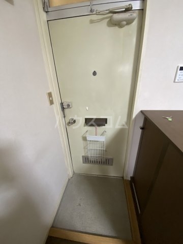 13/30 玄関