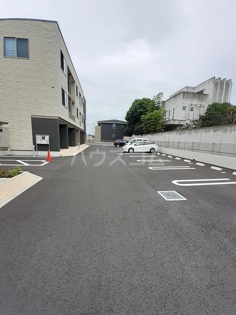 2/14 駐車場