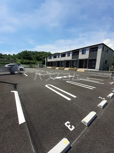 15/27 駐車場