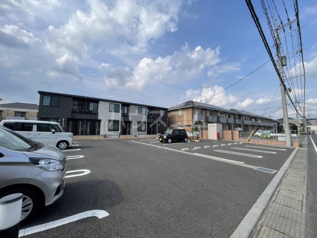 28/30 駐車場