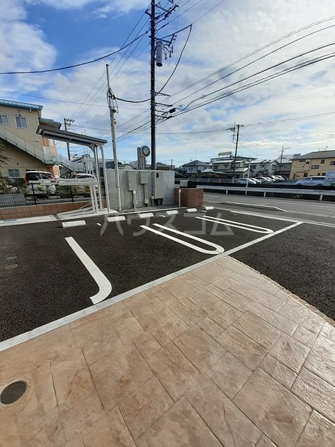 25/30 駐車場